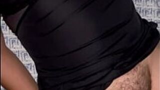 Handjob on the pussy married - porn video