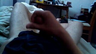 Hot guy touching himself - porn video