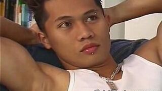 Sexy Asian twink loves jerking off - porn video