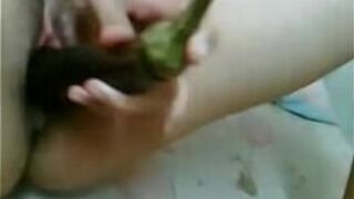 I play with eggplant - porn video