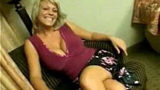 Mature blonde loves fuck in threesome - porn video